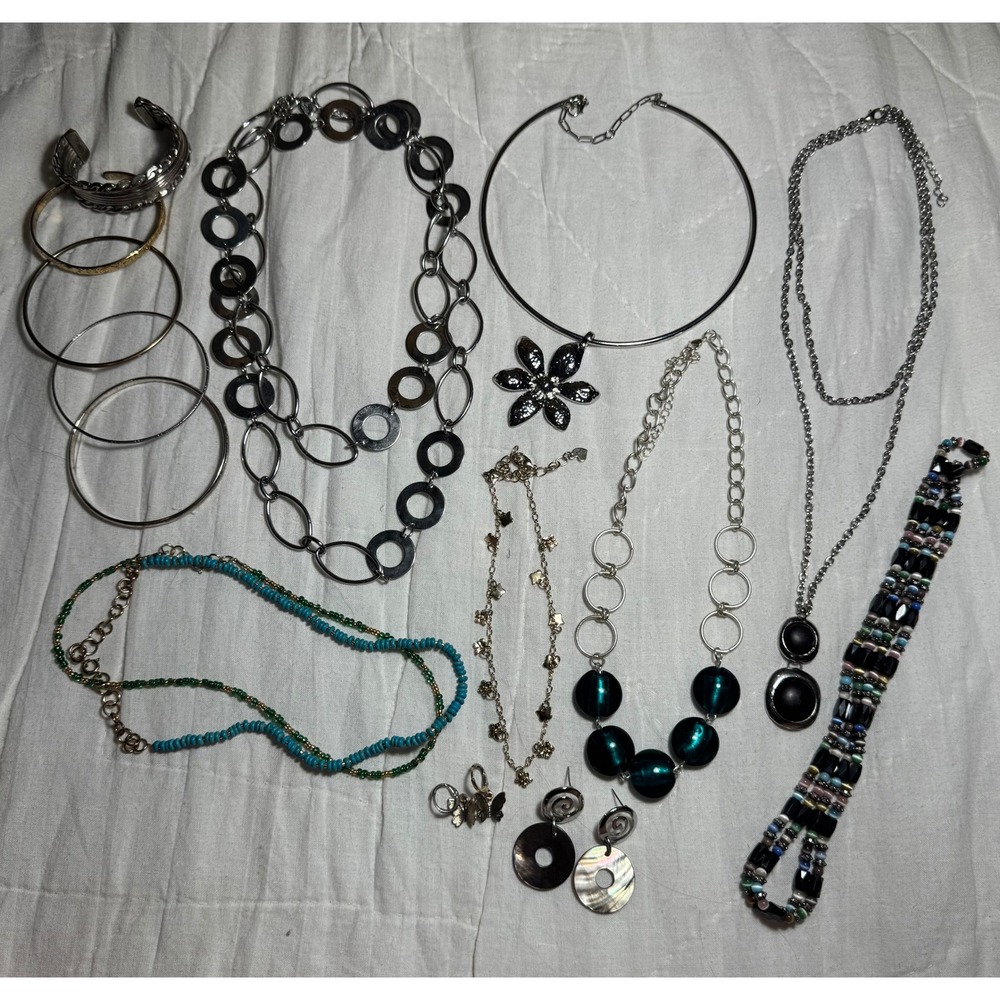 Boho Chic Y2K Jewelry Lot 15pc Silver Gold Tone Necklaces Bracelets Earrings